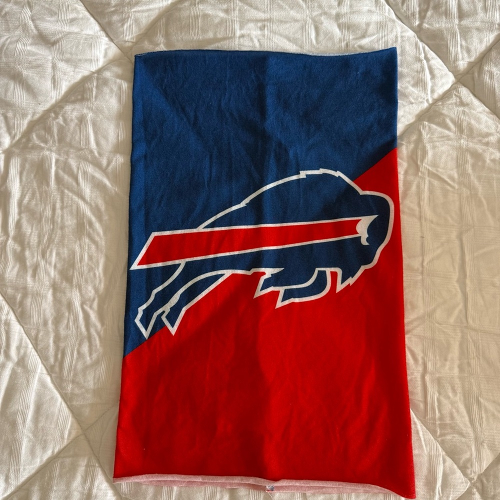 Buffalo Bills FOCO gaiter scarf/neck warmer. Used.